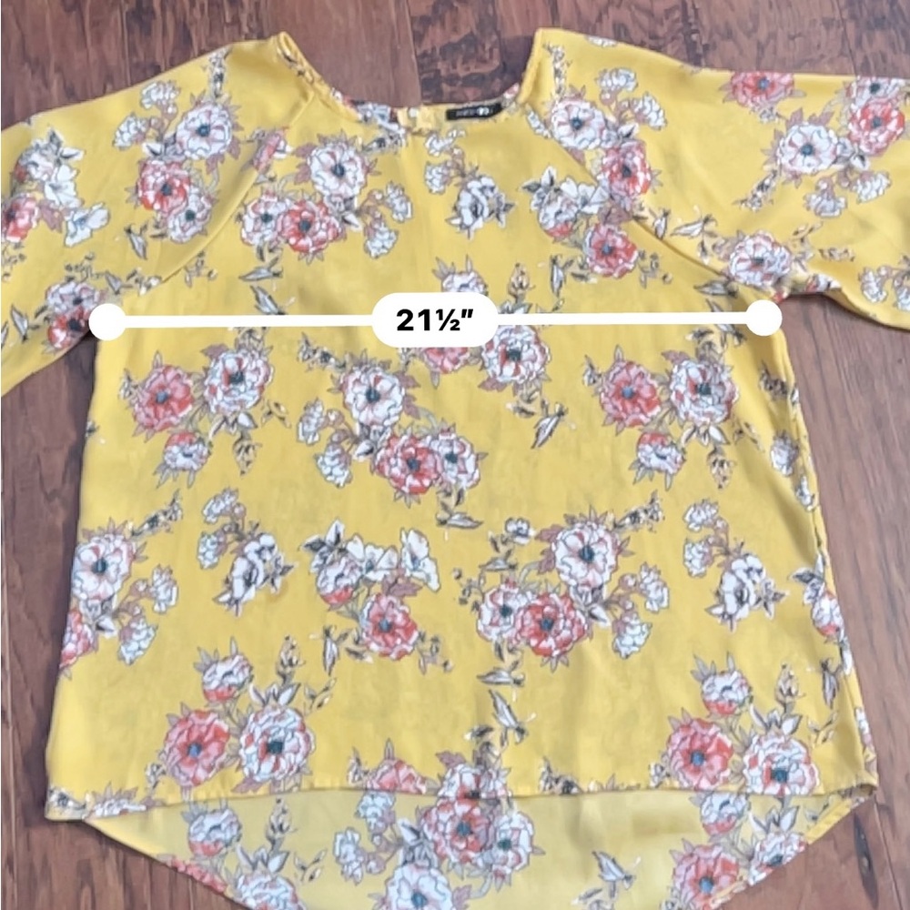 PAPERMOON
Larie Crew Neck Blouse Women’s XL